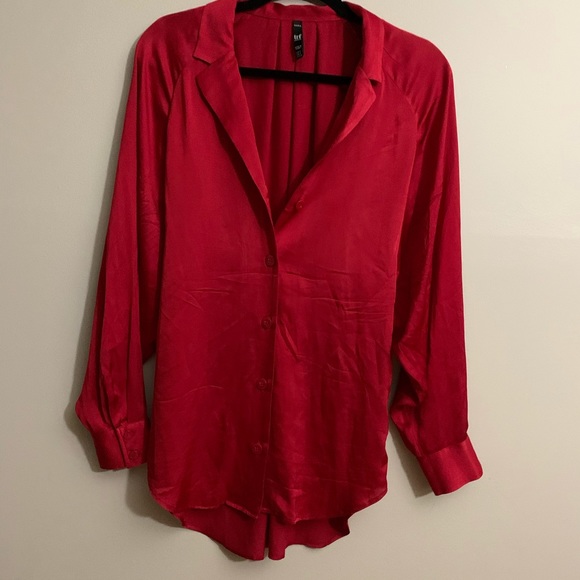ZARA loose fitting satin finished button u… - Picture 2 of 8